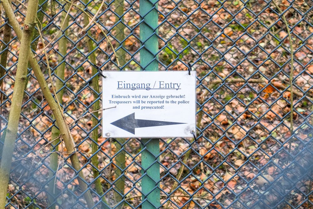 Entrance sign at Teufelsberg
