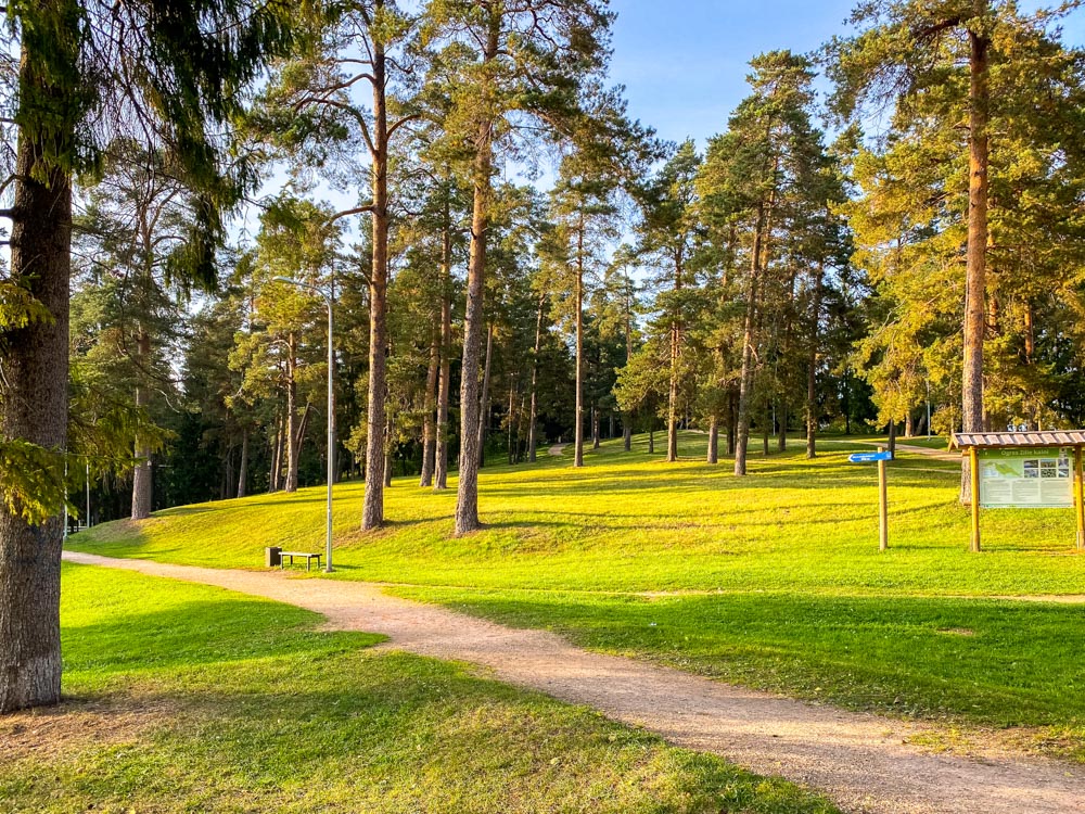 Ogre Blue Hills trailhead