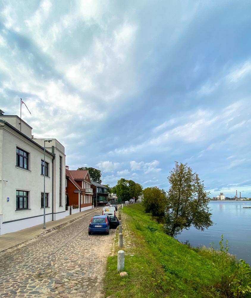 Road on Kipsala island