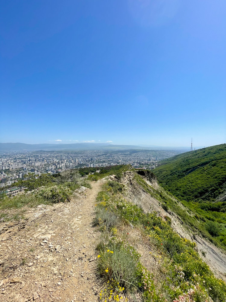 Hiking near Turtle lake in Tbilisi