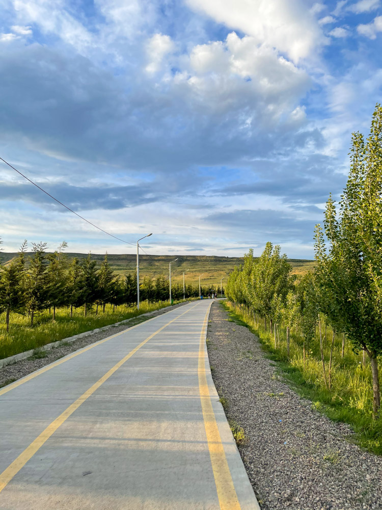 Road around Lisi lake