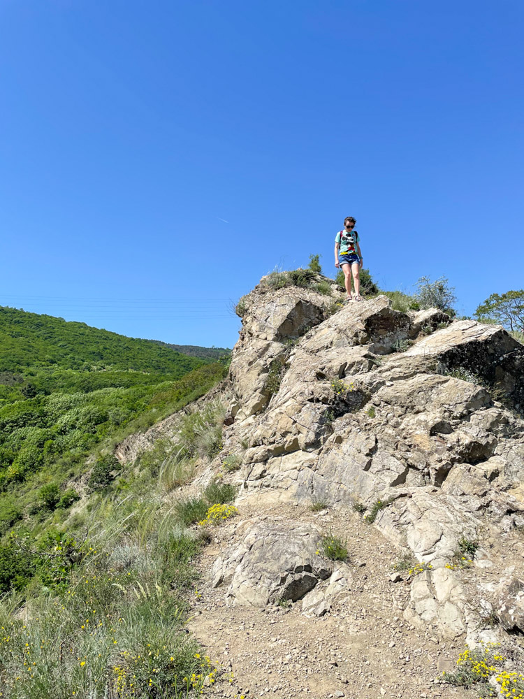Rocks near Turtle lake