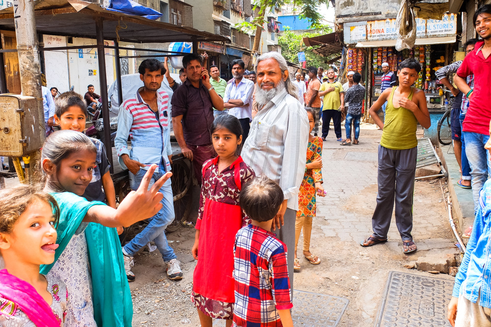 Happy people in Dharavi slum Mumbai - 4 Weeks in India