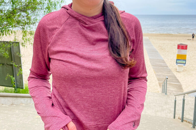 Best Women's Hiking Shirts For Hot Weather 2022 Make Adventure Happen